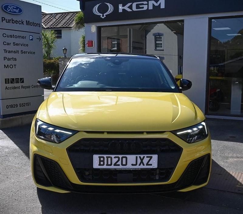 Usado Audi A1 S-Line 150 HP (110 kW) 2020 Amarelo SUV