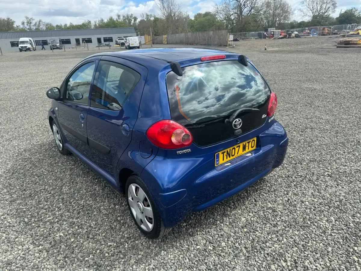 Gebraucht Toyota Aygo 2007 Blau Kleinwagen