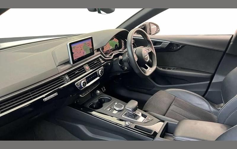 Used Audi A5 Sportback Black Edition 245 HP (180 kW) 2020 White Hatchback