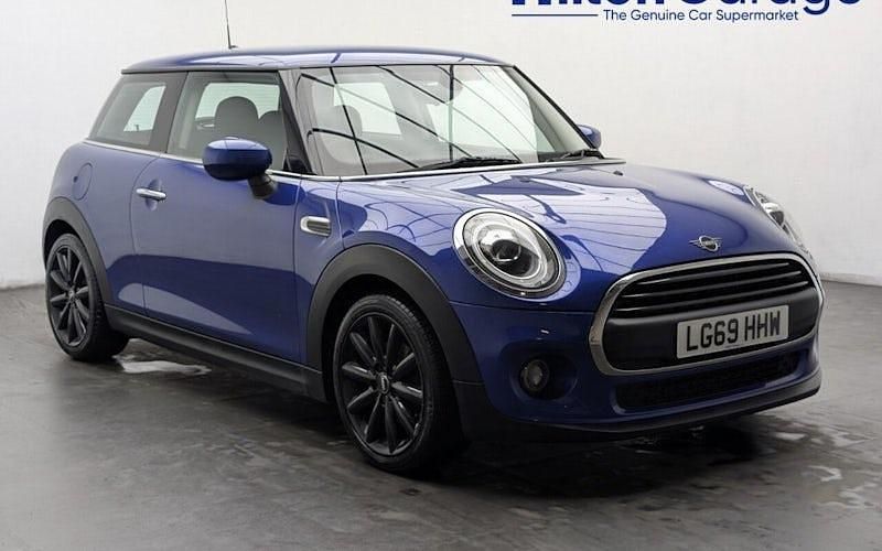 Used 2021 Mini ONE Classic Hatchback | £9,850 (Good price) - Image 1/4