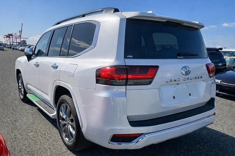 New Toyota Land Cruiser 2025 White SUV
