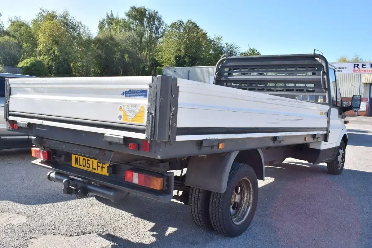 Used Ford Transit 90 HP (66 kW) 2005 White Cabriolet