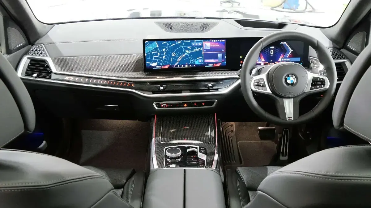 Used BMW X7 M Sport 347 HP (255 kW) 2026 Black SUV
