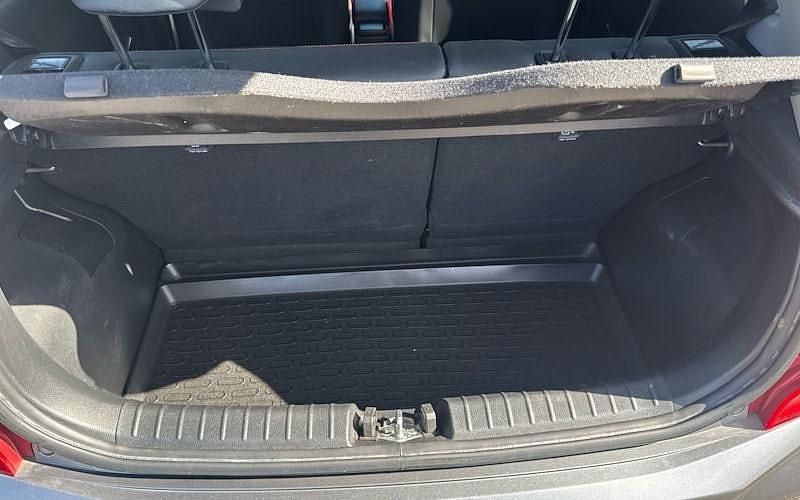Second-hand Kia Picanto GT-Line 67 CP (49 kW) 2024 Gri Hatchback