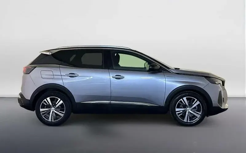 Used Peugeot 3008 Allure+ 225 HP (165 kW) 2023 Grey SUV