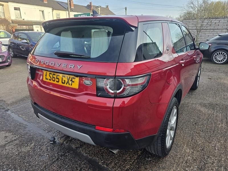 Second-hand Land Rover Discovery Sport HSE 180 CP (132 kW) 2015 Roșu SUV