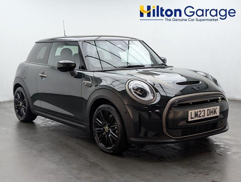 Green Used 2023 Mini Cooper SE Hatch Hatchback | £16,250 (Fair price) - Image 1/4
