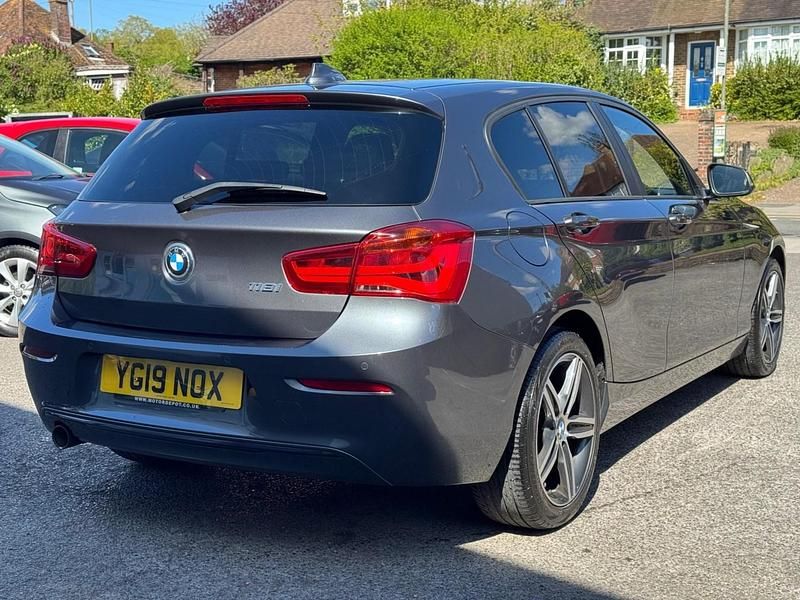 Used BMW 118 Sport Line 136 HP (100 kW) 2019 Grey Hatchback