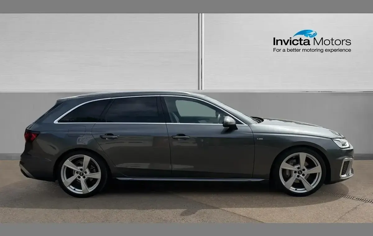 Used Audi A4 S-Line 204 HP (150 kW) 2022 Grey metallic Estate