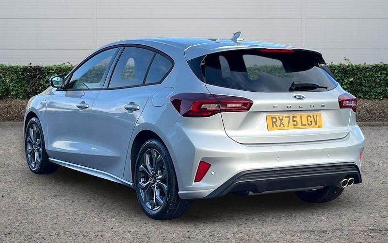 New Ford Focus ST-Line 155 HP (114 kW) 2025 Hatchback