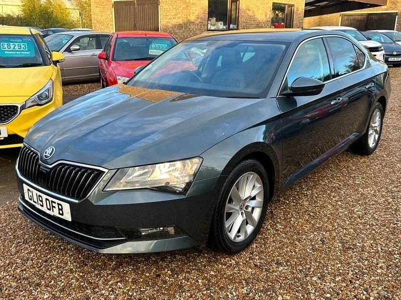 Used Skoda Superb SE Technology 150 HP (110 kW) 2019 Grey Hatchback