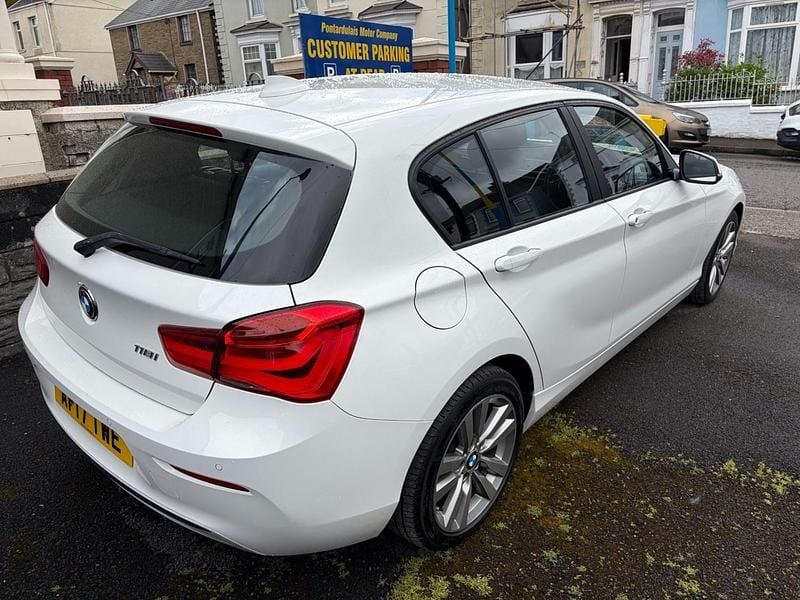 Used BMW 118 Sport Line 2017 White Hatchback