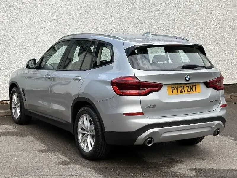 Usado BMW X3 187 HP (137 kW) 2021 Prateado SUV