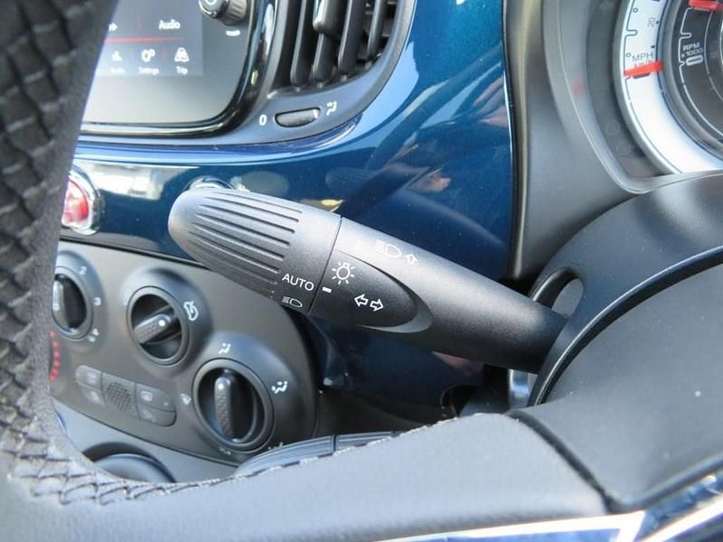 Used Fiat 500 Dolcevita 70 HP (51 kW) 2022 Blue Hatchback