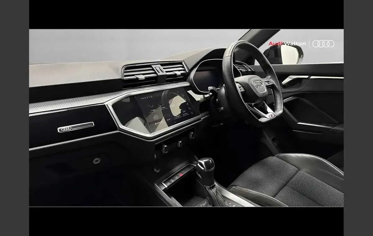 Used Audi Q3 Advanced 245 HP (180 kW) 2023 Grey SUV