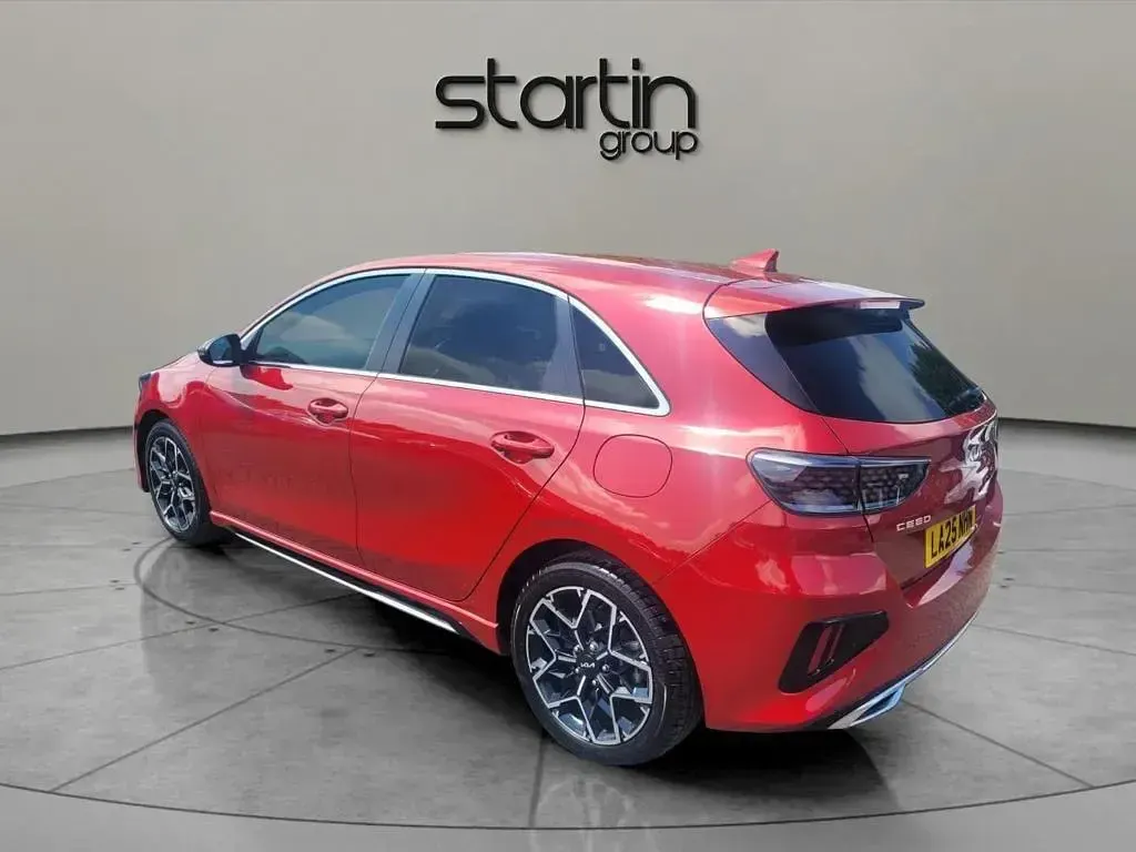 Used Kia Ceed GT-Line 138 HP (101 kW) 2025 Red Hatchback