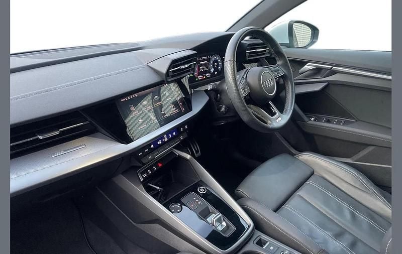 Used Audi A3 S-Line 147 HP (108 kW) 2023 White Hatchback