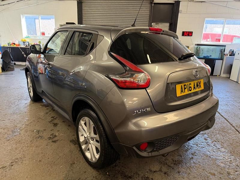 Used Nissan Juke N-Connecta 115 HP (84 kW) 2016 Grey SUV