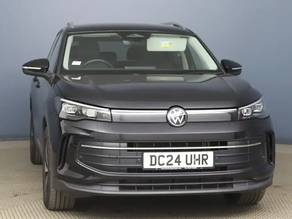 Used VW Tiguan Match 150 HP (110 kW) 2024 Black SUV