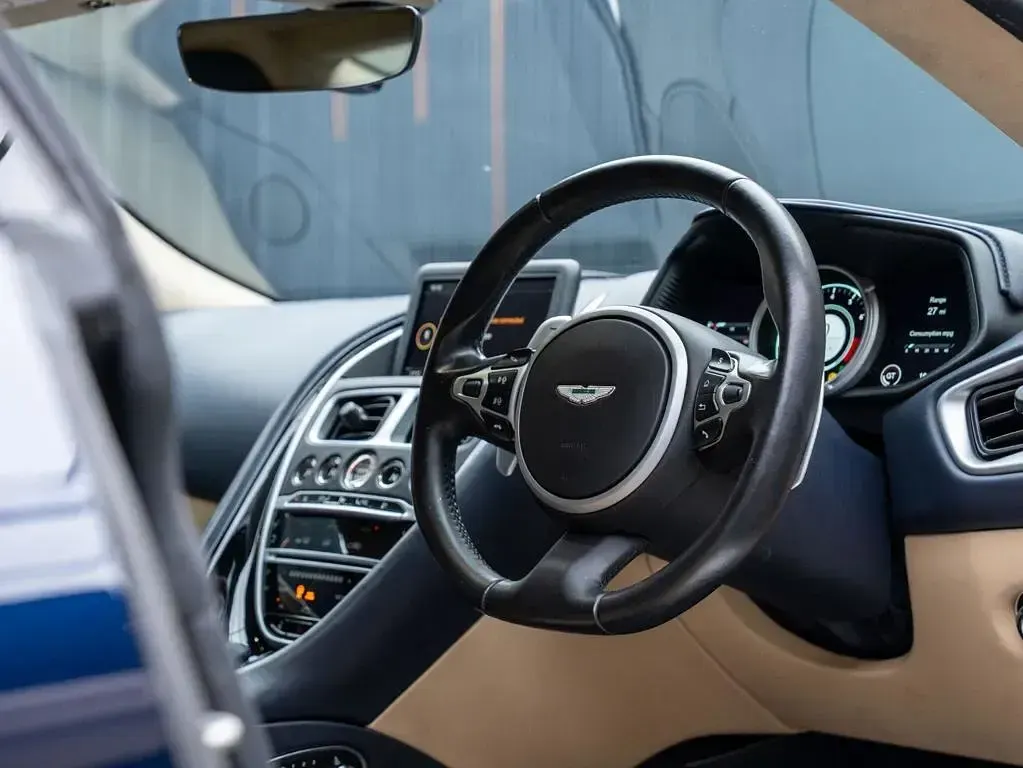 Used Aston Martin DB11 2018 Blue Coupe