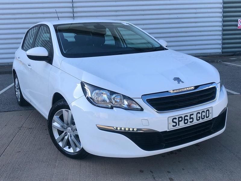 Used Peugeot 308 Active 2015 White Hatchback