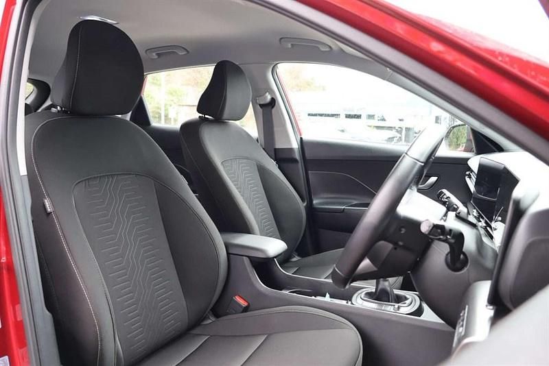 Used Hyundai Kona Advanced 120 HP (88 kW) 2023 Red SUV