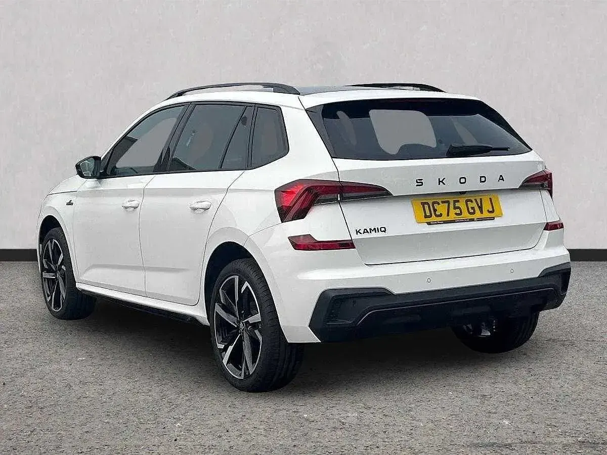 Used Skoda Kamiq Monte Carlo 115 HP (84 kW) 2026 Candy white SUV