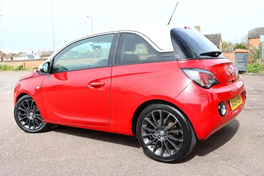 Used Vauxhall Adam Glam 100 HP (73 kW) 2014 Red Hatchback