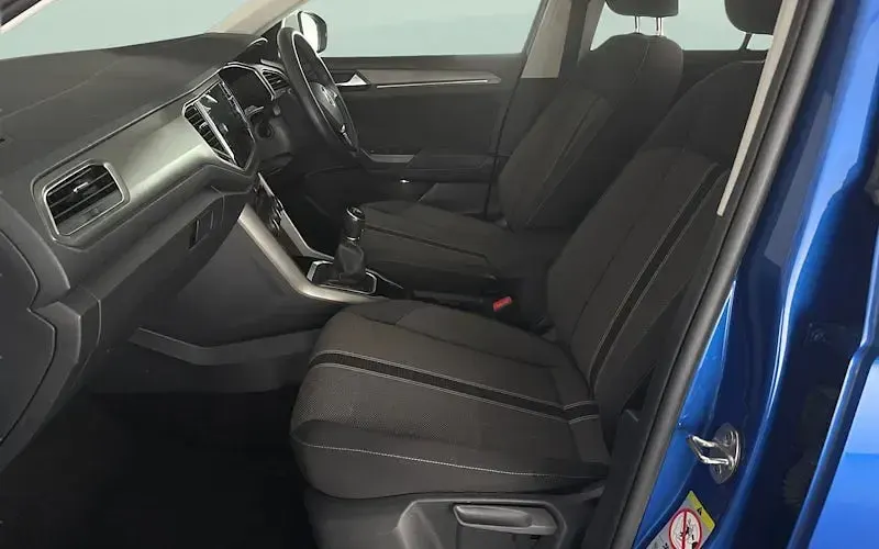 Used VW T-Roc Design 110 HP (80 kW) 2021 Blue SUV