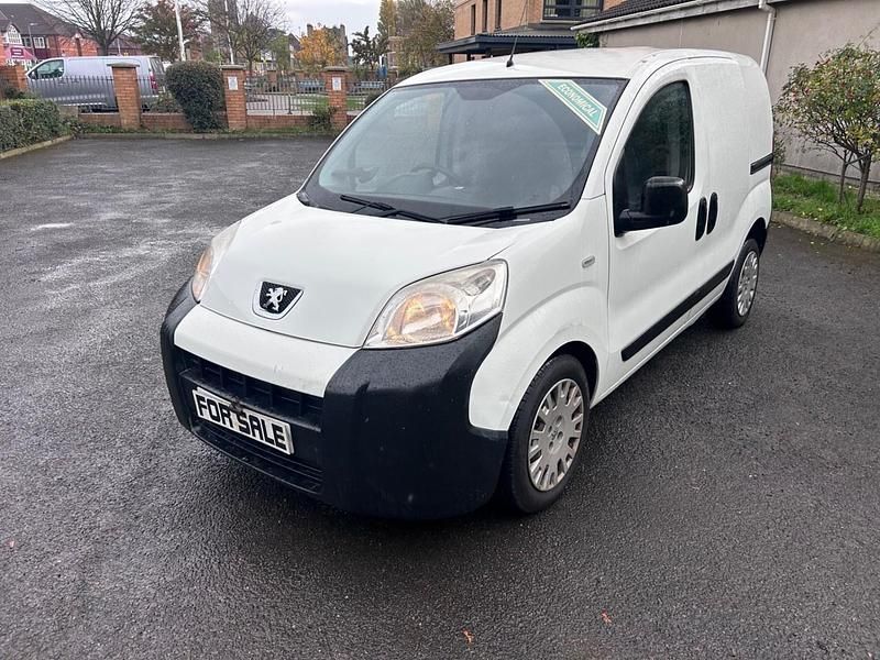 Used Peugeot Bipper 75 HP (55 kW) 2015 White MPV