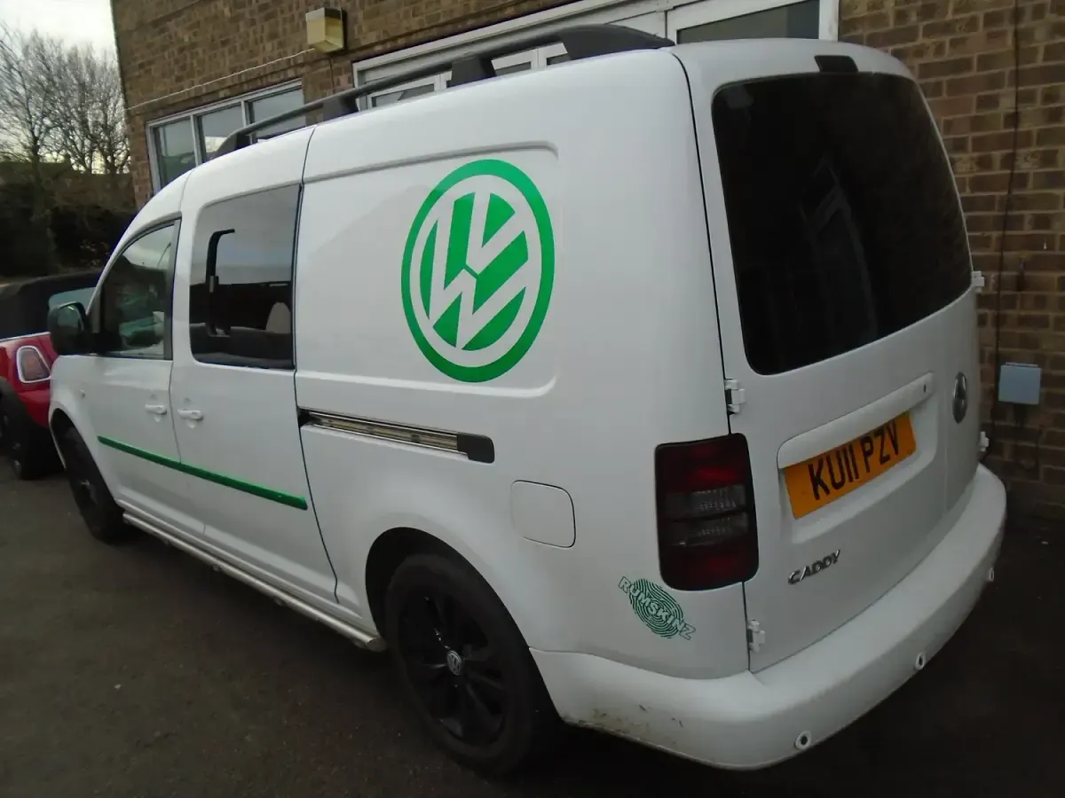 Used VW Caddy 102 HP (75 kW) 2011 White MPV
