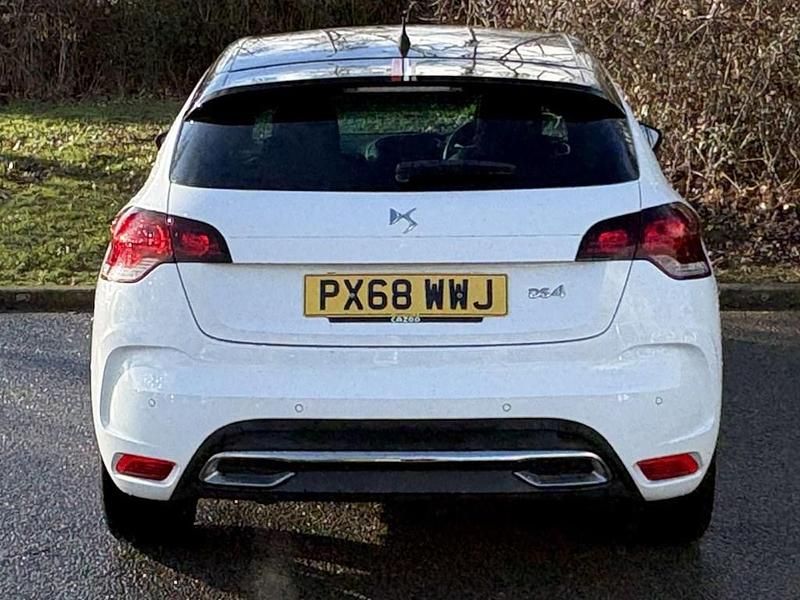 Used DS Automobiles DS4 Performance 2018 White Hatchback