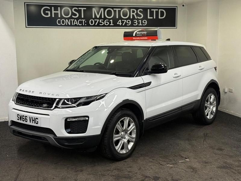 Used Land Rover Range Rover evoque SE 2017 White Estate