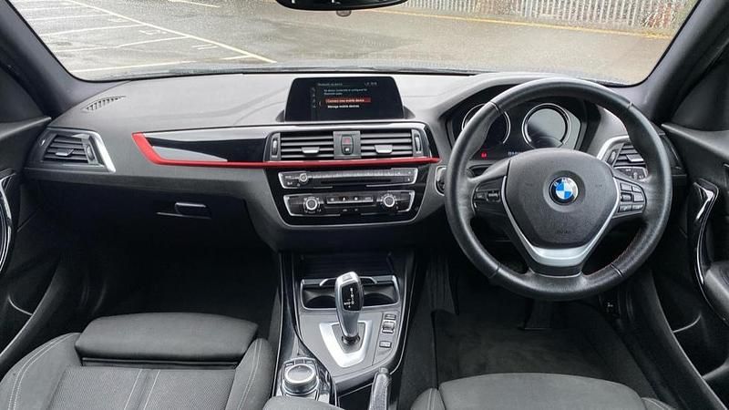 Used BMW 118 Sport Line 134 HP (98 kW) 2018 Grey Hatchback