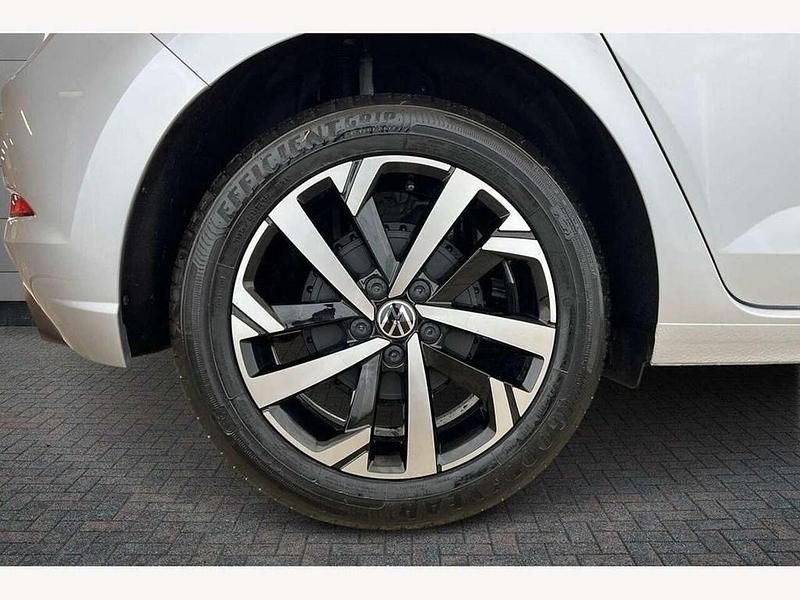 New VW Polo Match 94 HP (69 kW) 2025 Silver Hatchback