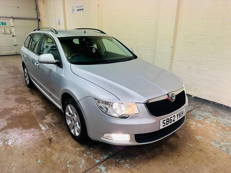 Used Skoda Superb 170 HP (125 kW) 2013 Silver Estate