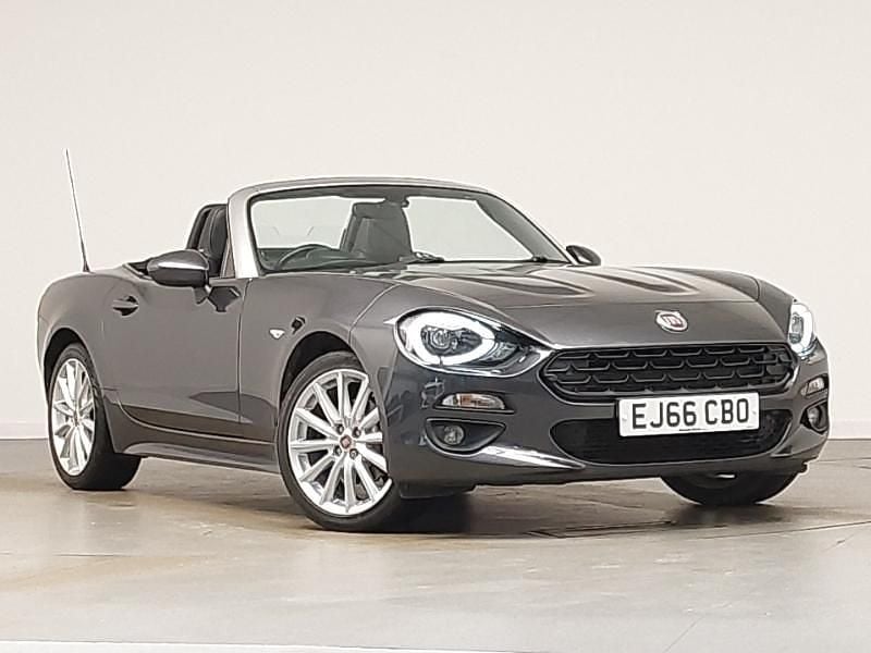 Grey Used 2016 Fiat 124 Spider Lusso Plus Cabriolet | £11,498 (Fair price) - Image 1/4