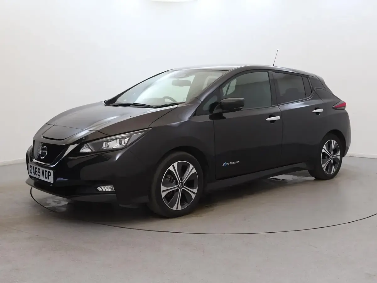 Used Nissan Leaf Tekna 110 kW (150 HP) 2020 Black Hatchback