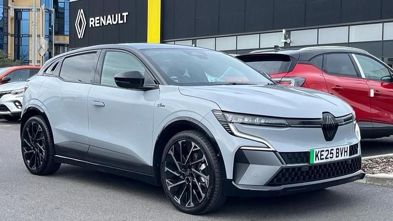New Renault Megane E-Tech Techno Esprit Alpine 159 kW (217 HP) 2025 Twotone metallic  ceramic grey with diamond black roof  Hatchback