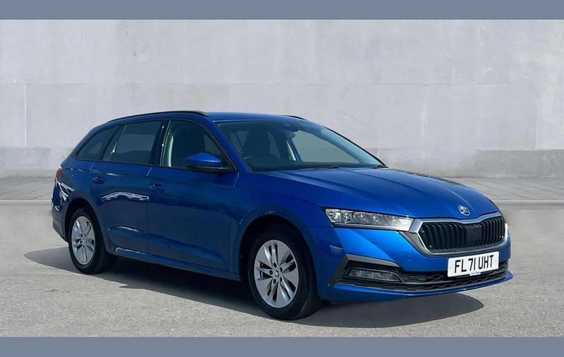Used Skoda Octavia SE 116 HP (85 kW) 2021 Blue Estate
