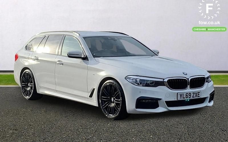 White Used 2019 BMW 520 M Sport Estate | £19,799 (Fair price) - Image 1/4