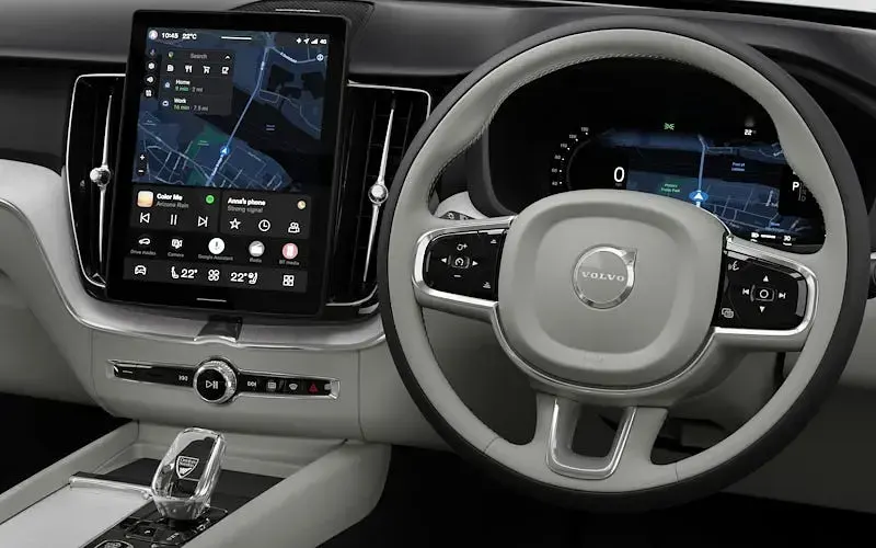 New Volvo XC60 Plus 334 HP (245 kW) 2026 Forest lake SUV
