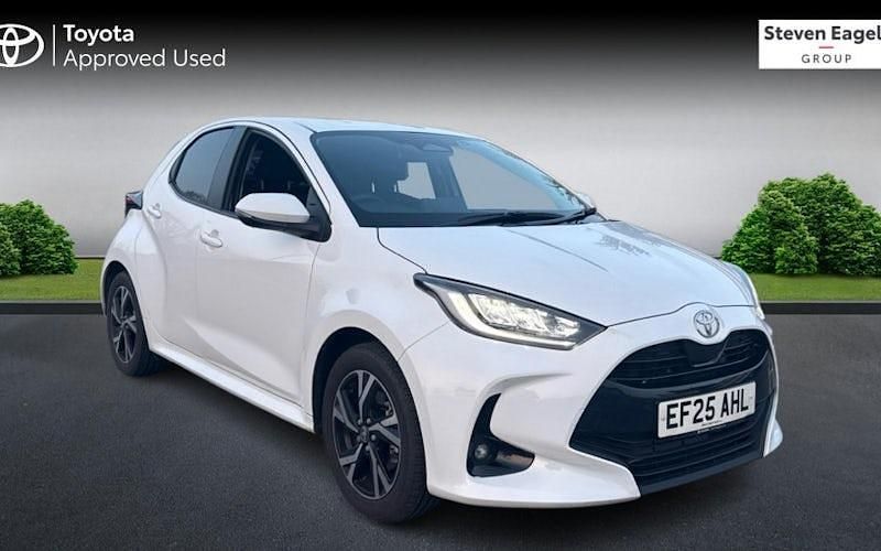 Used Toyota Yaris Hybrid Design 116 HP (85 kW) 2026 Hatchback