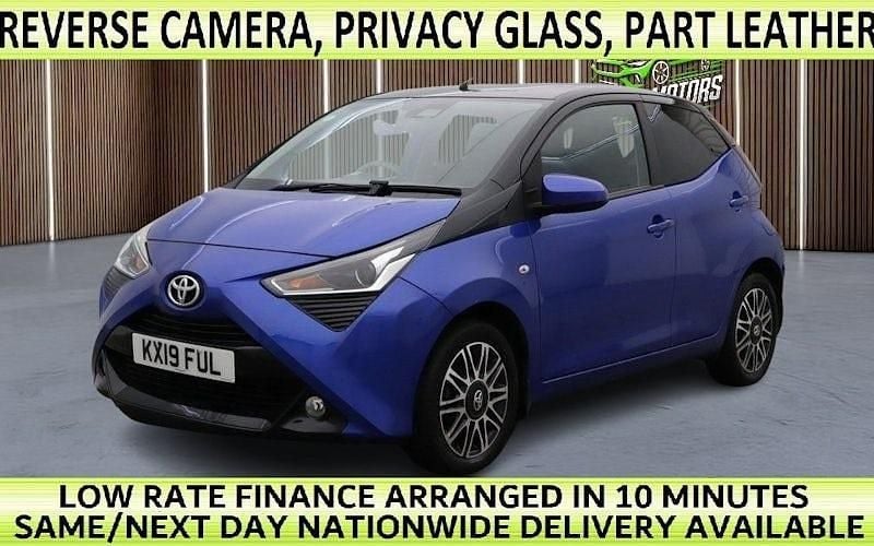 Used 2021 Toyota Aygo X-clusiv Hatchback | £10,222 (Good price) - Image 1/2