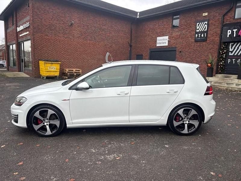Used VW Golf VII GTI 290 HP (213 kW) 2015 White Hatchback