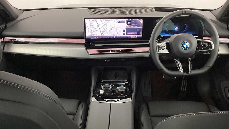 Used BMW i5 M Sport 246 kW (335 HP) 2025 Black Sedan