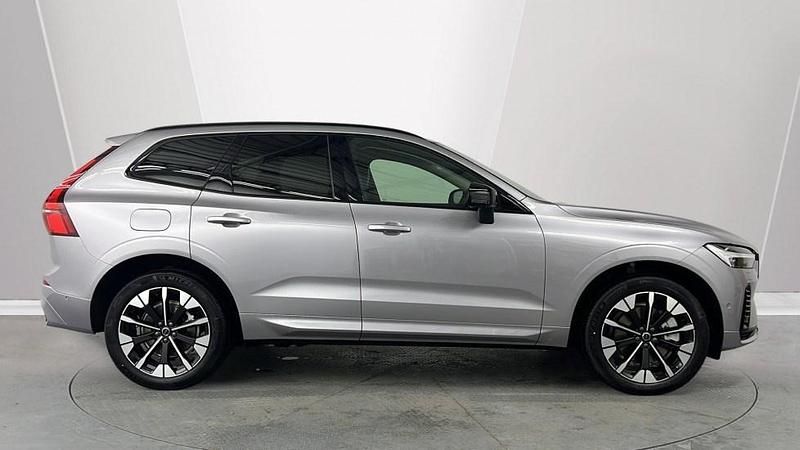 New Volvo XC60 Plus 2026 Silver SUV