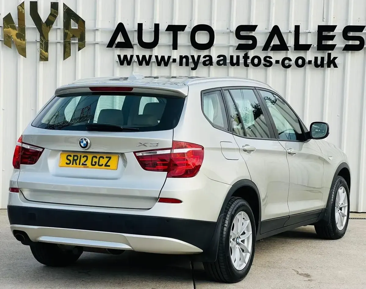 Begagnad BMW X3 184 HK (135 kW) 2012 Silver SUV