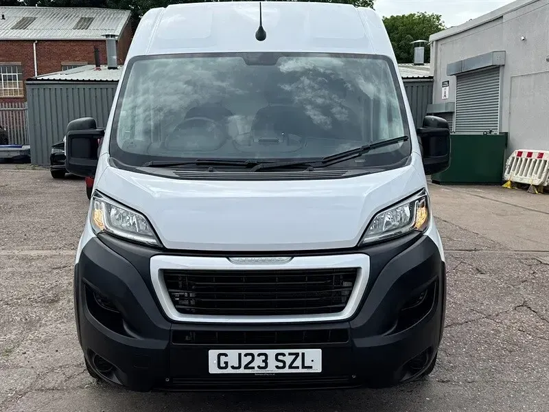 Used Peugeot Boxer S 2023 White Van