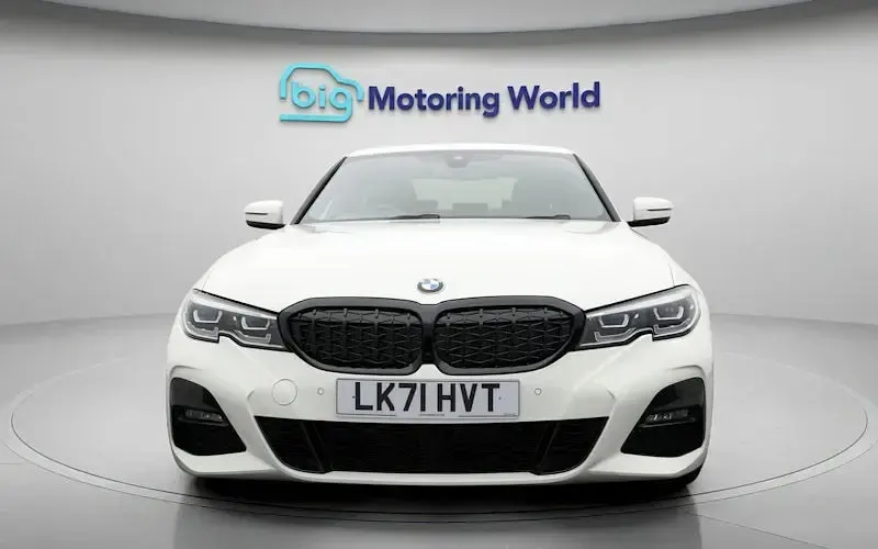 Used BMW 320 M Sport 184 HP (135 kW) 2021 White Sedan